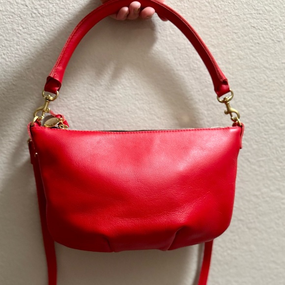 Clare V- Petit Moyen in Red - Picture 2 of 6